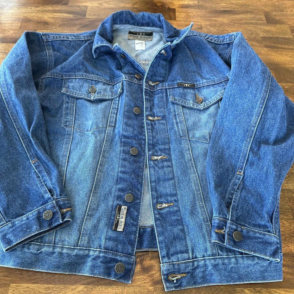 New West Western Wear Jean‎ Jacket Small